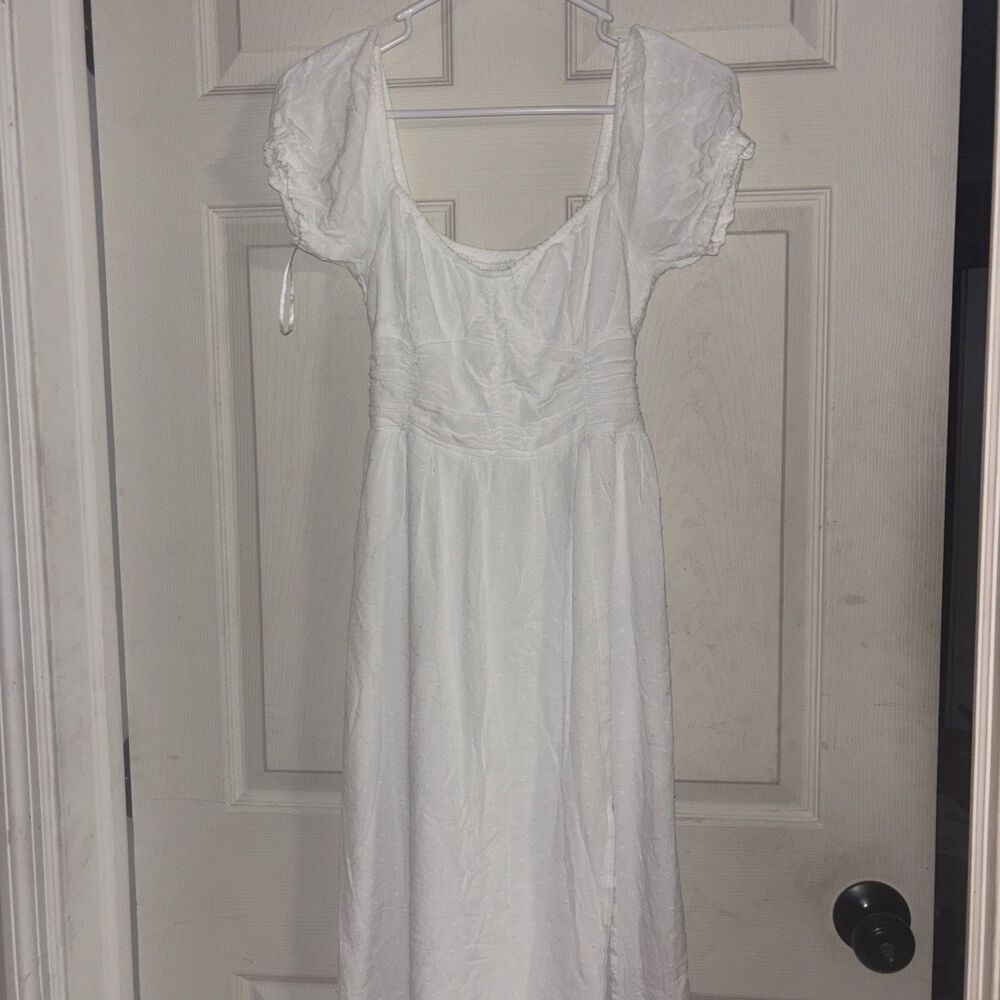 Hollister Dress XS White Off Shoulder Smocked Ruffle Fit Sundress